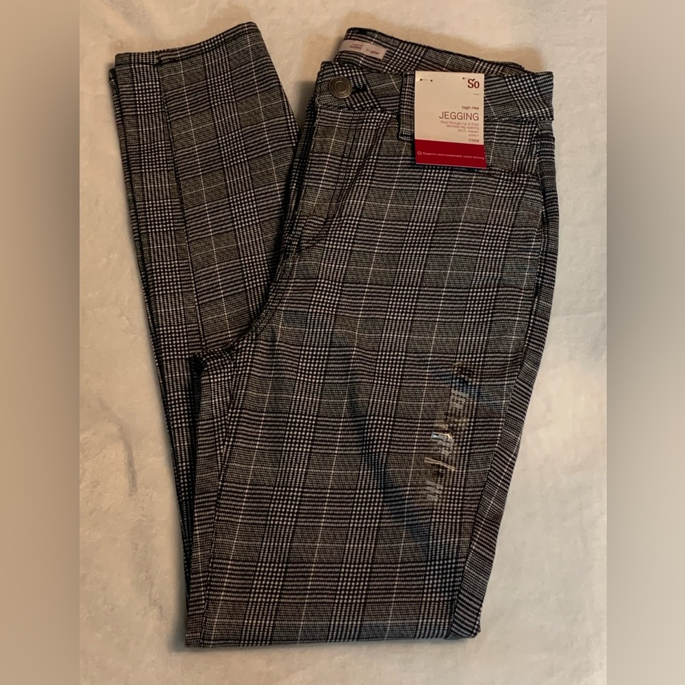 SO Black and White Plaid Jeggings